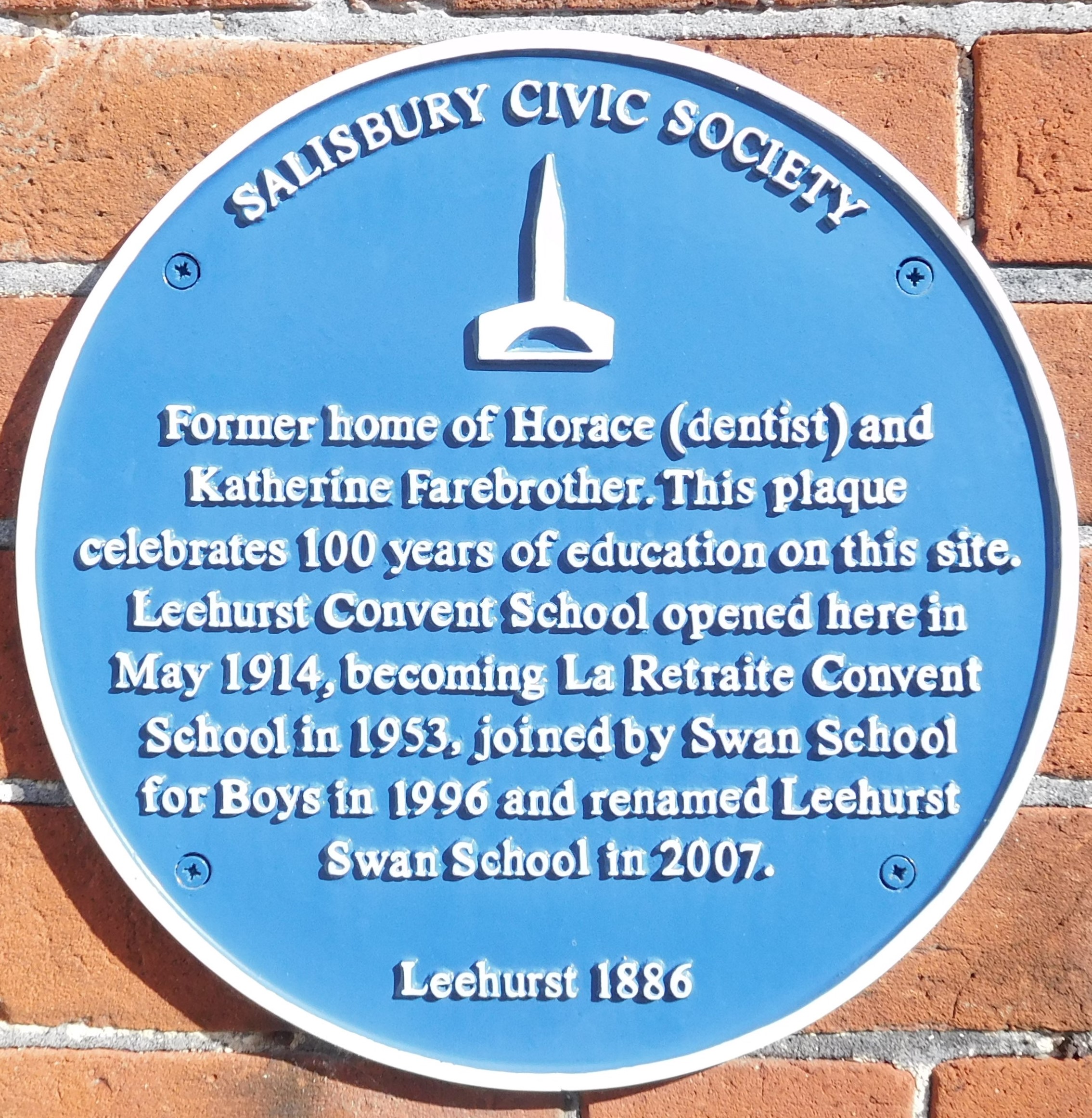 Leehurst Swan School